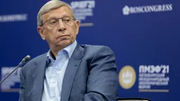 Миллиардер Евтушенков заявил о необходимости отправить всех студентов на заводы