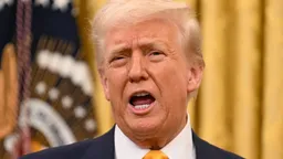 Трамп пригрозил Канаде пошлинами в 100% за торговое соглашение с Китаем