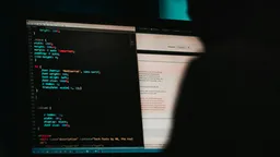 ФБР и CISA предупредили о взломе аккаунтов в Signal и WhatsApp российскими хакерами
