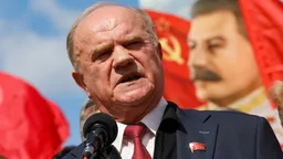 Зюганов поддержал Боню и заявил об угрозе революции, как в 1917 году