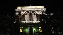 Центробанк завершил 2025 год с убытком в 185 млрд рублей