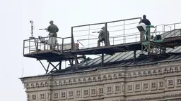 В Москве усилили охрану перед парадом и выставили блок-посты