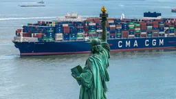 США угрожают покупателям российской нефти пошлинами в 500%