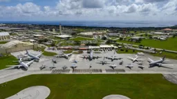 一中国游客承认在关岛安德森空军基地非法拍摄国防设施