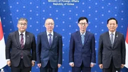 日韩首次副部长级外交防卫“2+2”对话在首尔举行