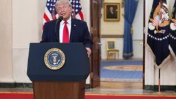 特朗普：伊朗政权年初镇压杀了4.5万平民，美国之后曾向抗议者送大量枪支