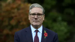 特朗普: 英美关系已经今非昔比, 斯塔默一直不配合