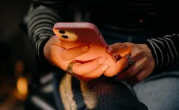 Роскомнадзор переадресовал в Минцифры вопросы о перебоях в работе мобильного интернета в Москве