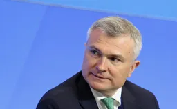 Зампред ВЭБа отправлен под домашний арест по обвинению в злоупотреблении полномочиями