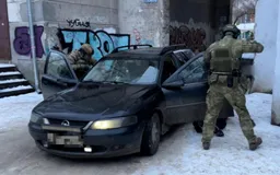 ФСБ отчиталась о задержании жителя Феодосии, который передавал украинской разведке фотографии российской военной техники