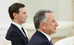 Ушаков ответил на вопрос о переговорах с Украиной без вывода войск из ДНР
