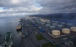 ФСБ предложила расширить зону пограничного контроля у портов Ленобласти