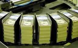 Минфин России приостановил операции с валютой и золотом до 1 июля