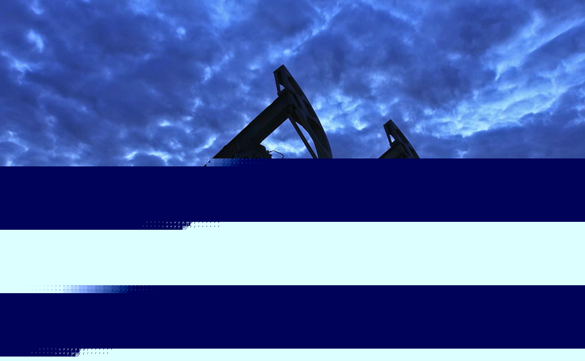 Добыча нефти на месторождении Тенгиз в Казахстане резко упала в конце мая из-за происшествия -- источники