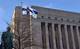 Власти Финляндии предложили разрешить ввозить в страну ядерное оружие