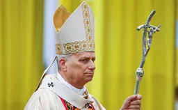 Папа римский обвинил «кучку тиранов» в разграблении мира