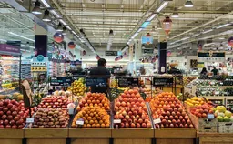 Трейдеры не могут вывезти золото из Дубая из-за войны и продают его со скидкой 30%