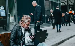 После начала блокировок россияне начали проводить в Telegram на четверть меньше времени, чем в феврале