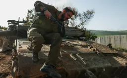 Кошта приветствовал решение президента Ливана запретить "Хезболле" воевать