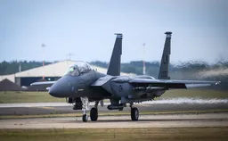 Кувейт по ошибке сбил три американских истребителя F-15 «дружественным огнем»