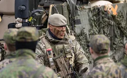 Финляндия начала учения с артиллерийскими стрельбами в 100 км от границы с Россией