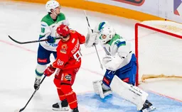 «Салават Юлаев» вышел вперед в серии плей-офф КХЛ с «Автомобилистом»