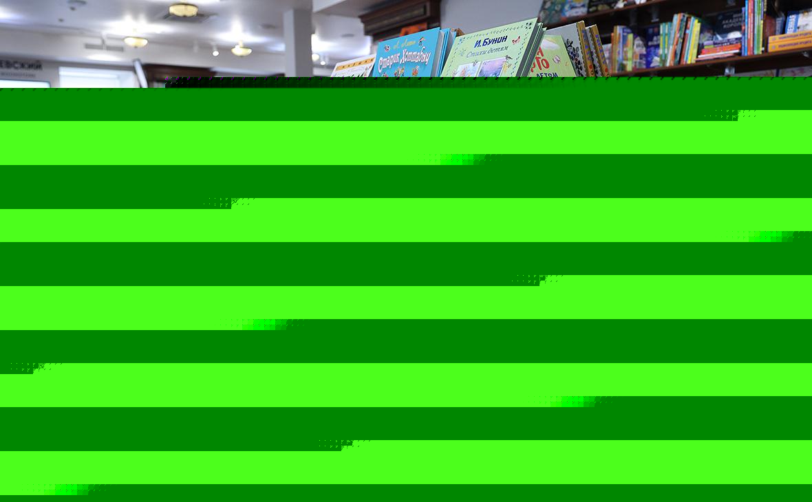 Минцифры предупредило о рисках изъятия из библиотек до 15% книг из-за «необоснованного» применения законов о «нежелательных» организациях и «иноагентах»