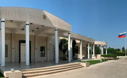 Высокопоставленный сотрудник российского посольства на Кипре был найден мёртвым у себя в кабинете