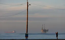 Цена нефти Brent превысила 112 долларов за баррель из-за блокады Ормузского пролива