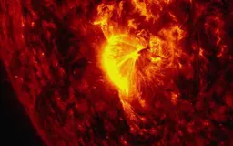 На Солнце зафиксирована вспышка высшего балла 30 марта