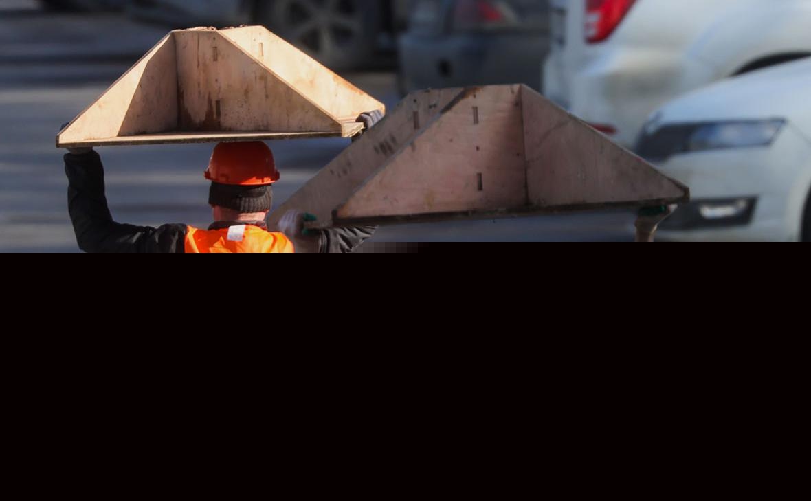 Правкомиссия одобрила повышение пошлины за вид на жительство в пять раз