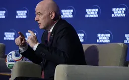 Инфантино заявил о намерении переизбираться на пост главы ФИФА