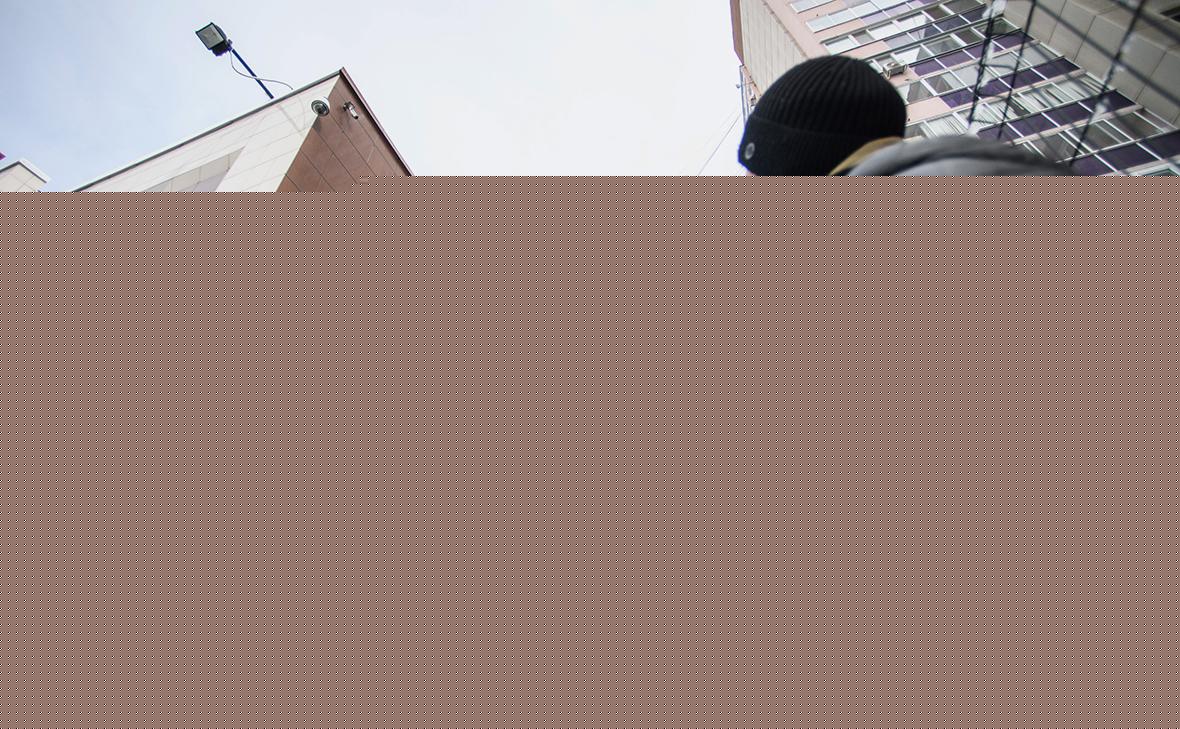 Володин пообещал приоритетно рассмотреть увеличение пошлин для мигрантов