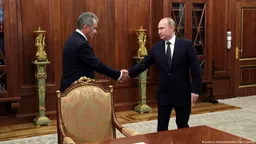 Путин усилил охрану и сидит в бункере