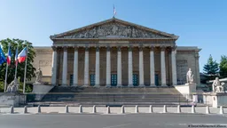 Во Франции заговорили о необходимости выхода из НАТО из-за США