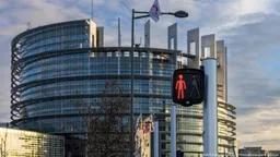 Комитет Европарламента одобрил создание в третьих странах центров, куда из ЕС будут высылать мигрантов