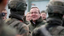 В Германии мужчина признал в суде более 900 эпизодов насилия над падчерицей