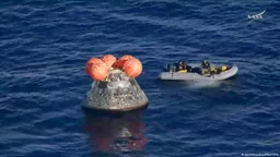 阿尔忒弥斯二号完成历史性绕月之旅返回地球