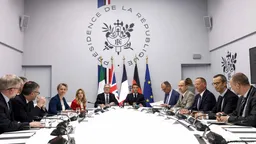 伊朗同意全面开放霍尔木兹海峡