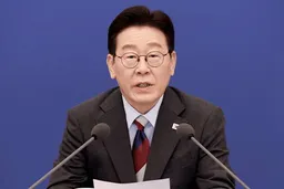 李在明与韩国劳总举行恳谈会 讨论劳动政策问题