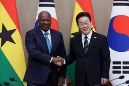 李在明与加纳总统马哈马举行首脑会谈 称加纳为进军非洲市场的桥头堡