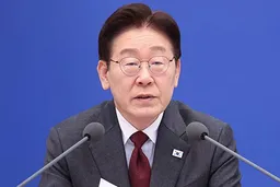 李在明：韩法在不确定性中面对共同挑战 两国合作必不可少