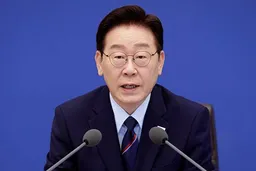 李在明在美中首脑会谈前分别接见贝森特和何立峰