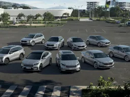 🚗🔋 В ЕС впервые продали больше электромобилей, чем машин с бензиновыми двигателями