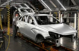 "АвтоВАЗ" вернулся к пятидневной рабочей неделе после каникул