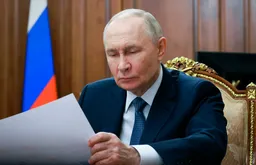 Путин поручил изменить название среднего профессионального образования