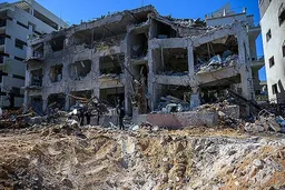 Около 500 россиян будут эвакуированы из Ирана через Азербайджан