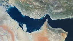 BBC：首艘“闯关”油轮失败！中国富星号被逼折返