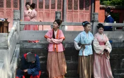 短剧平台“回头”：AI剧失宠，真人剧回暖