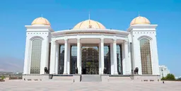 В Ашхабаде обсудили литературное наследие туркменских авторов